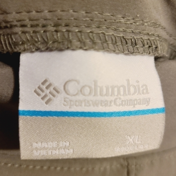 Columbia | Women's Gray Hiking or Workout Pants (Size XL) - Picture 2 of 13